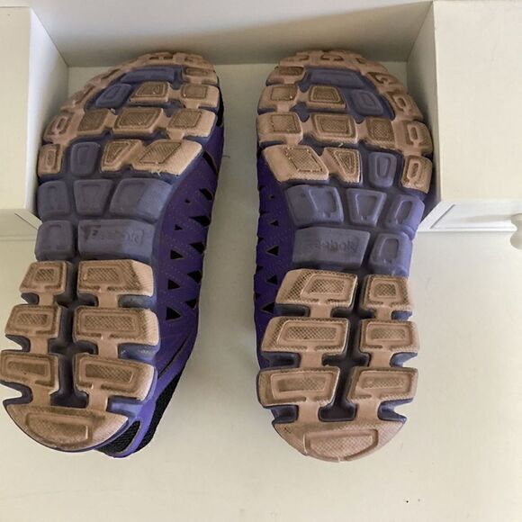 Reebok Running Shoes Purple size 8 - Picture 3 of 6